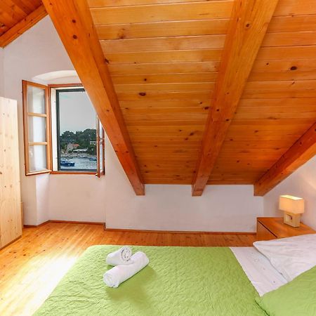 Apartment Lilly With Amazing City View Hvar Town Bagian luar foto