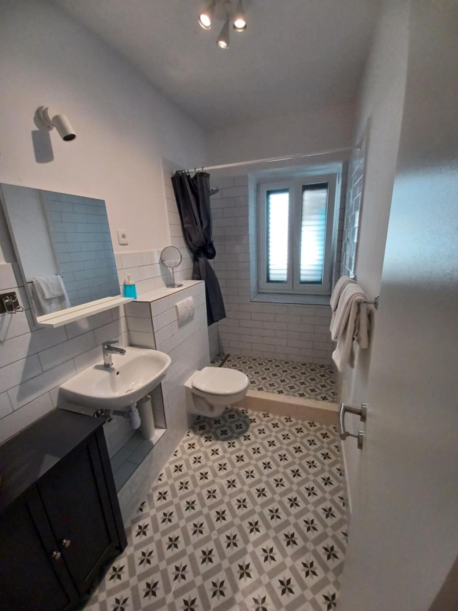 Apartment Lilly With Amazing City View Hvar Town Bagian luar foto